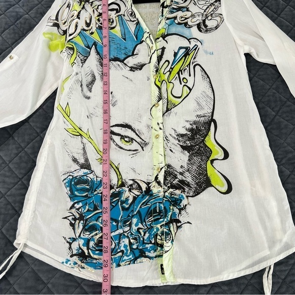 Ecko Red Top Women Large Y2K Shirt Rhino Graffiti Artsy Vintage Button Up Tunic - Picture 11 of 12